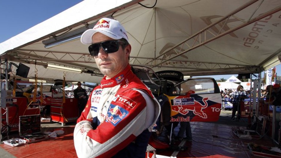 Loeb pozostaje na kolejne dwa lata