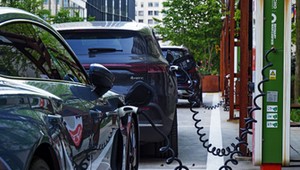 Quishing wyciągnie pieniądze z twojego konta. Na celowniku właściciele aut elektrycznych