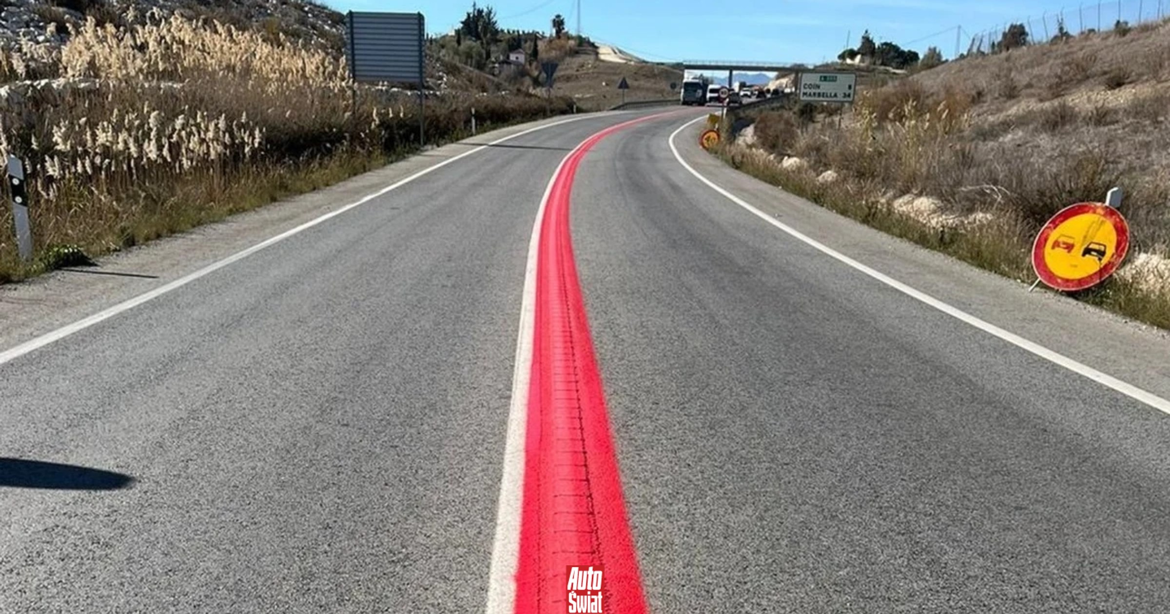 Czerwona linia na drogach ma działać na podświadomość. Za złamanie przepisów grożą surowe mandaty