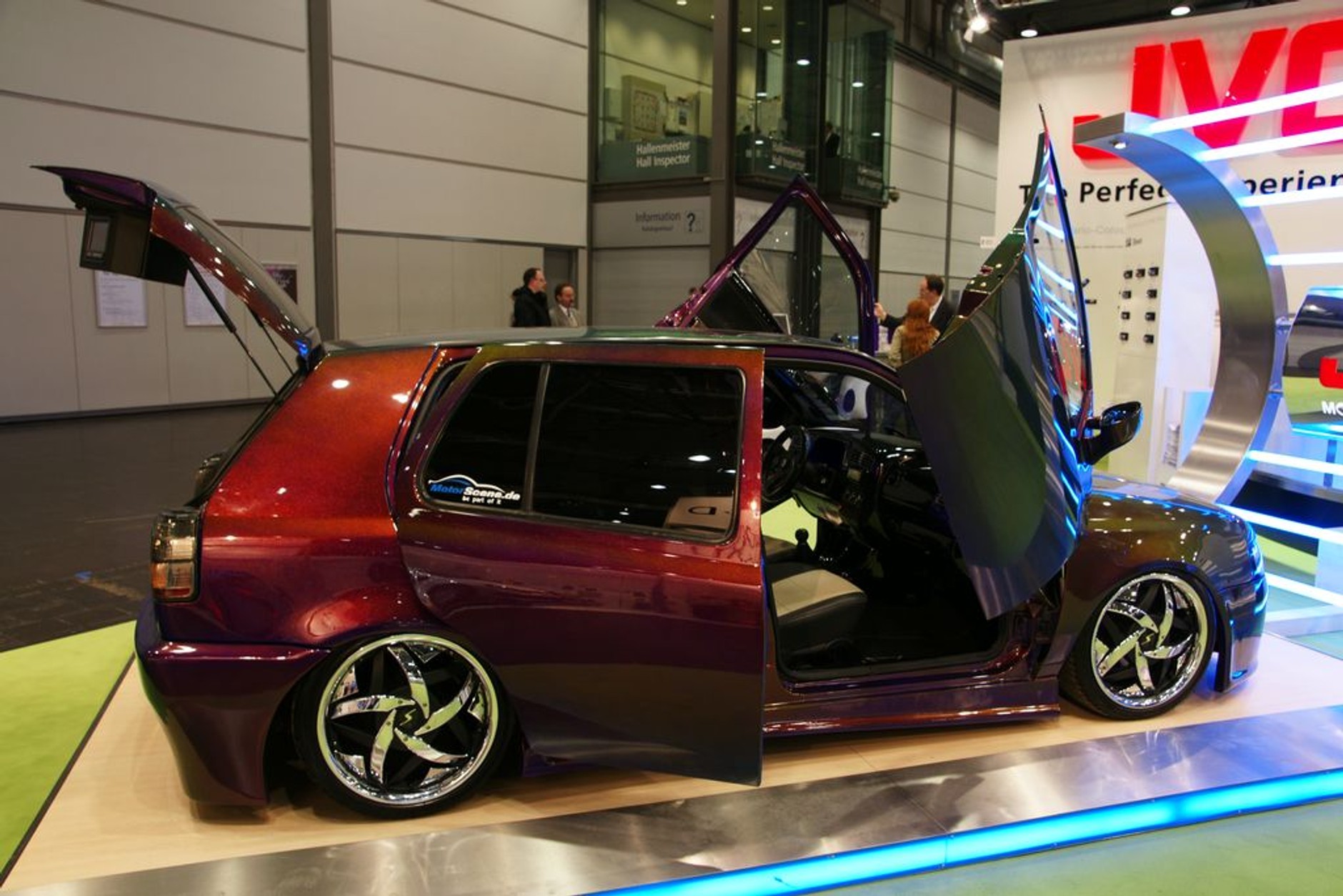 AMICOM 2010: kino, koncert i nawigacja do samochodu (galeria)