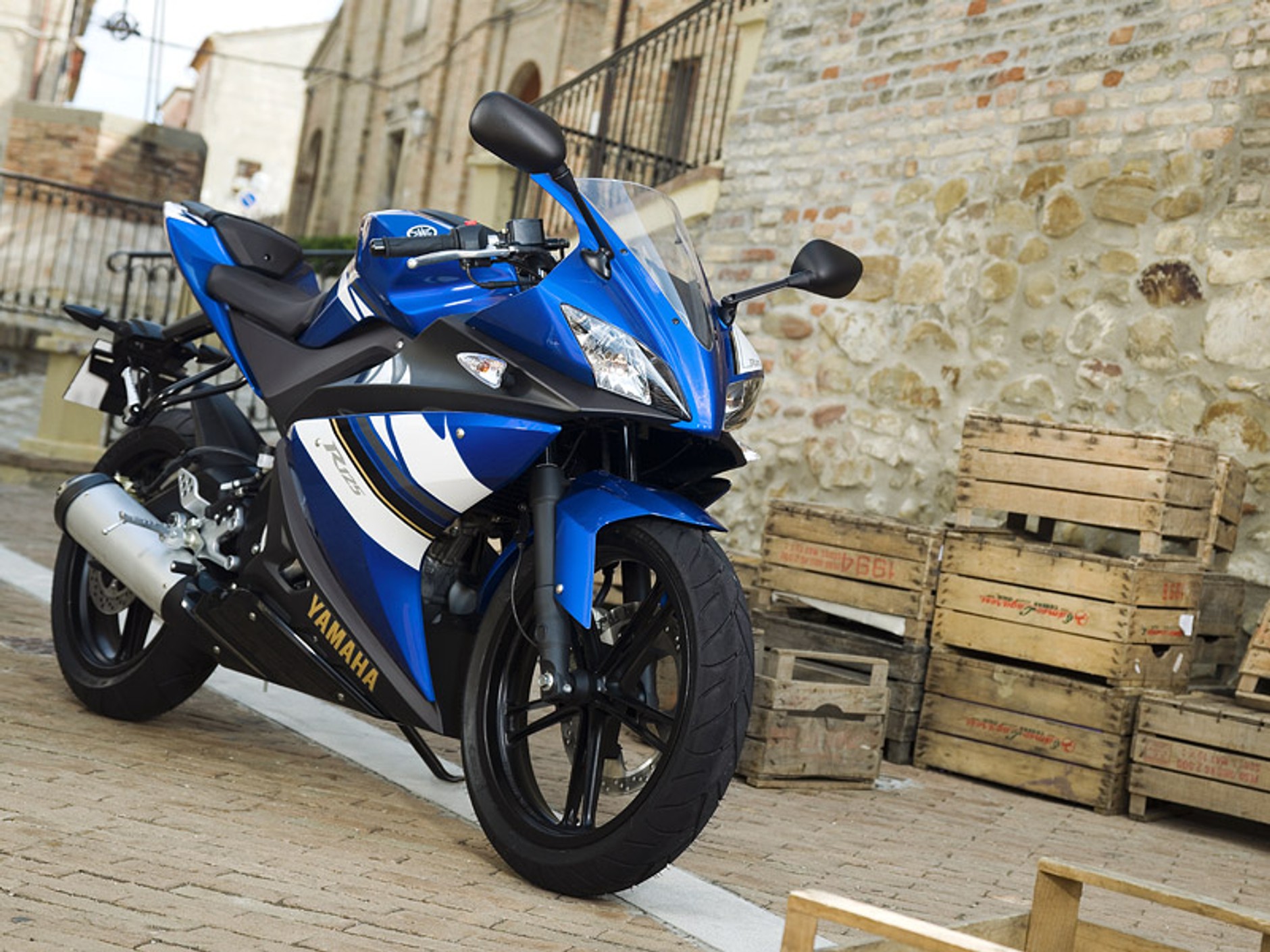 Yamaha YZF-R 125: nowy mały ścigacz na rok 2008
