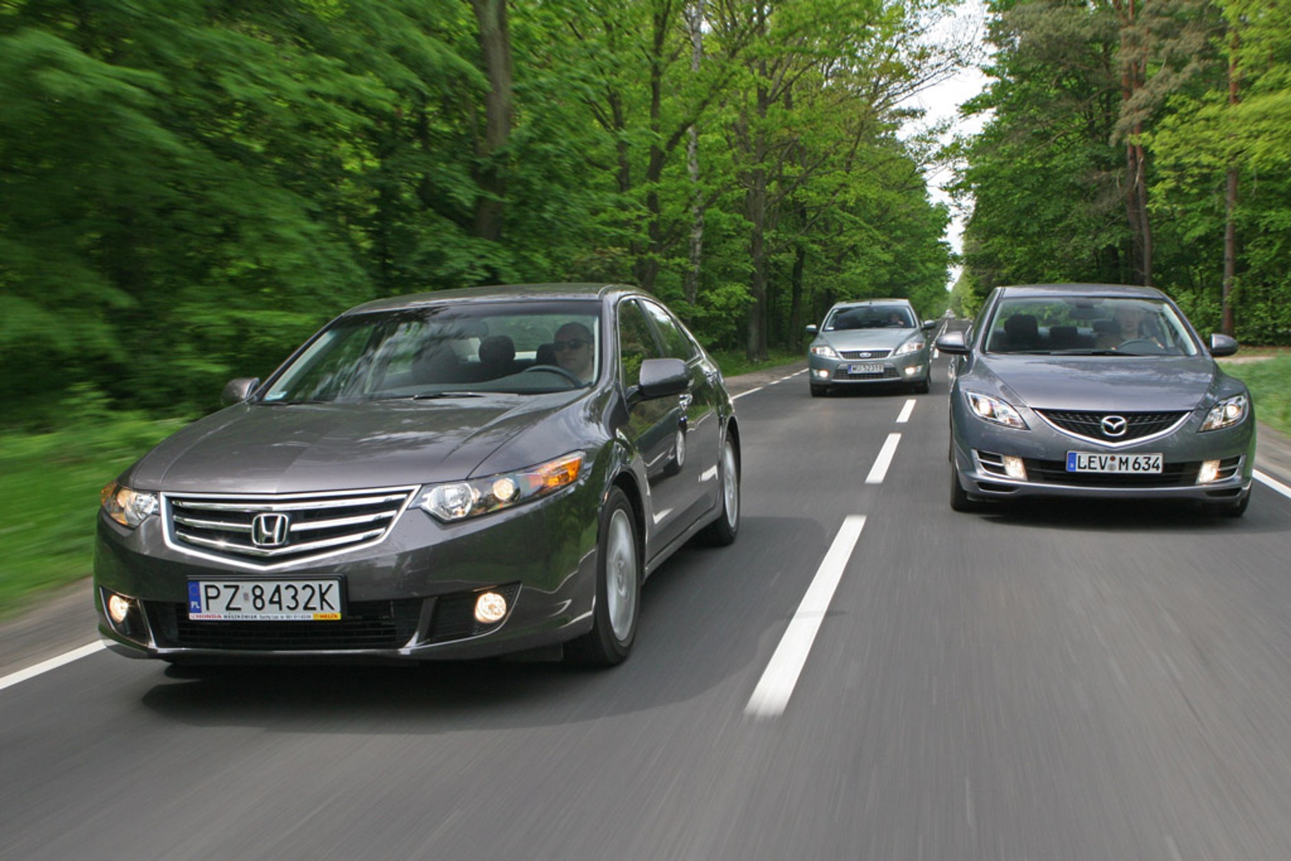 Ford Mondeo kontra Mazda 6 i Honda Accord: używane limuzyny dla rodziny