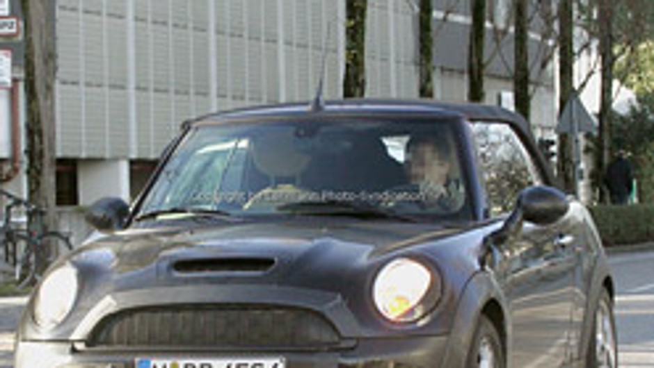 Zdjęcia szpiegowskie: Nowy Mini Cooper Cabrio podczas pierwszej jazdy