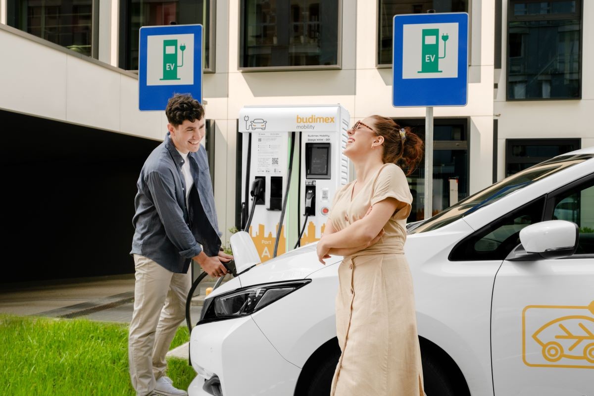 Rozbudowa sieci ładowania aut elektrycznych to konieczność, jeśli rynek ma rosnąć