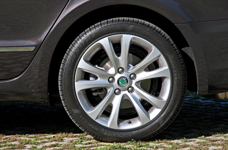 Škoda Superb Combi: pierwsze wrażenia z jazdy
