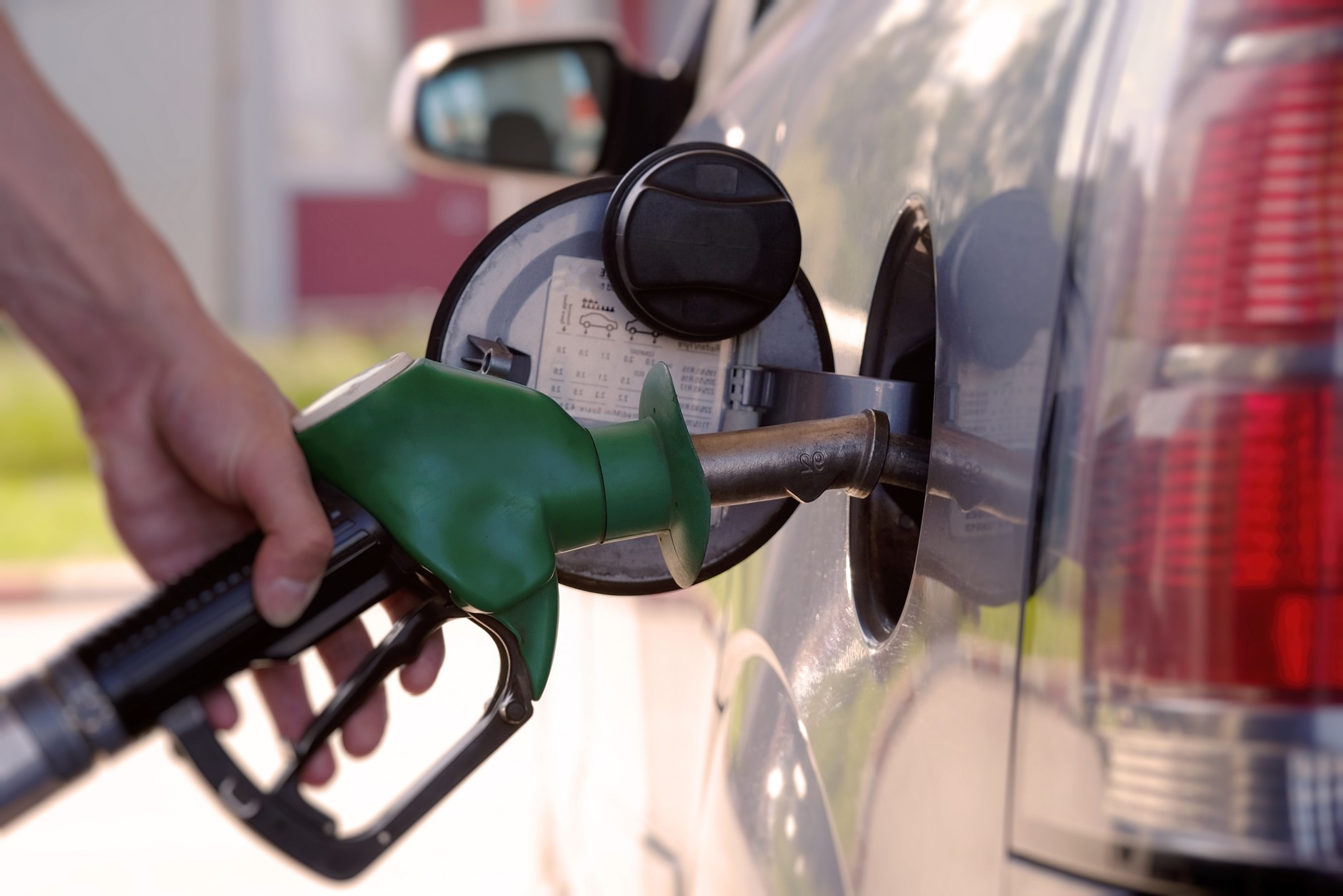 Tankowanie na stacji paliw