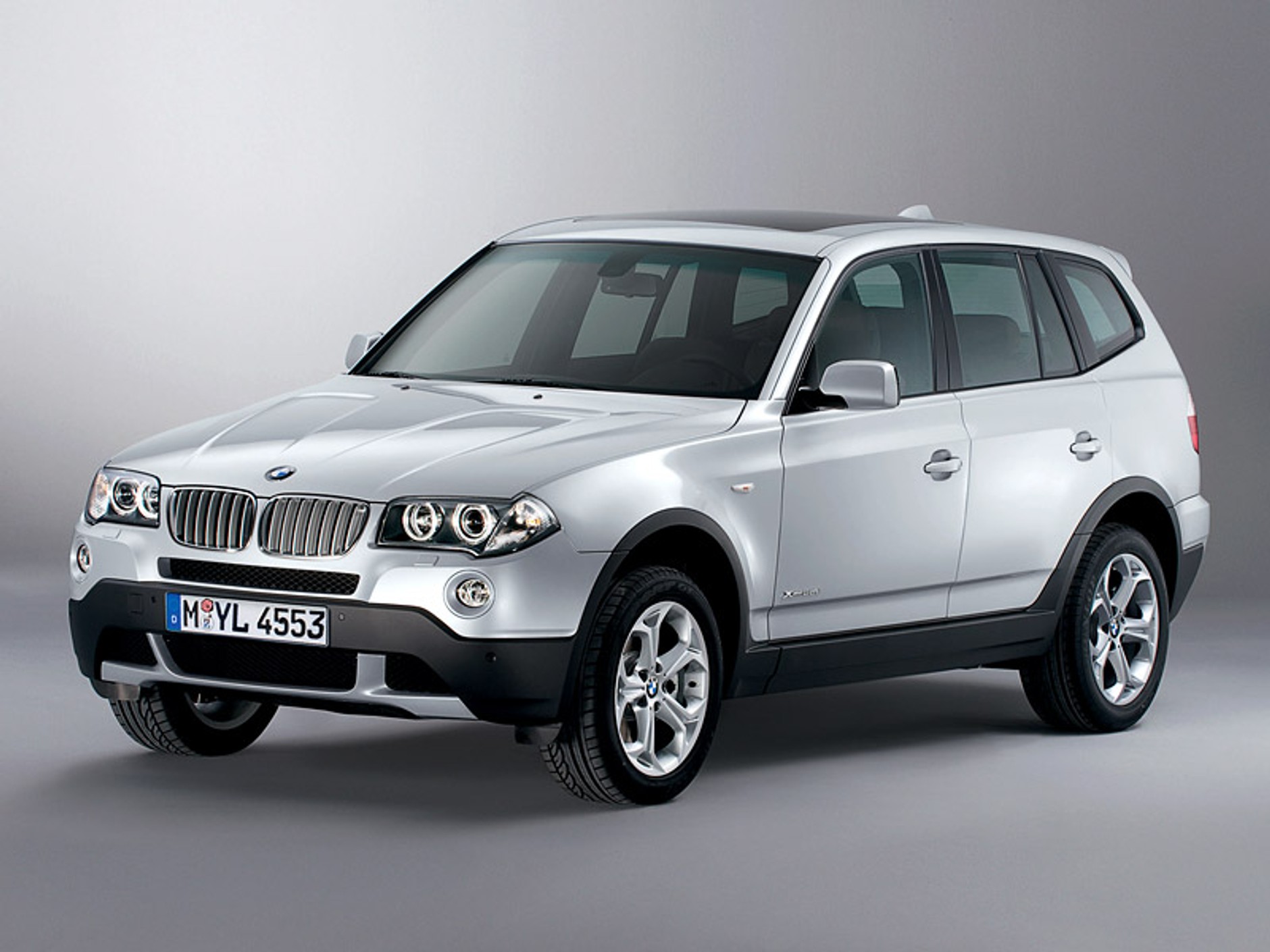 BMW X3 2009 – zbrojenie przeciw GLK, Q5 i XC60