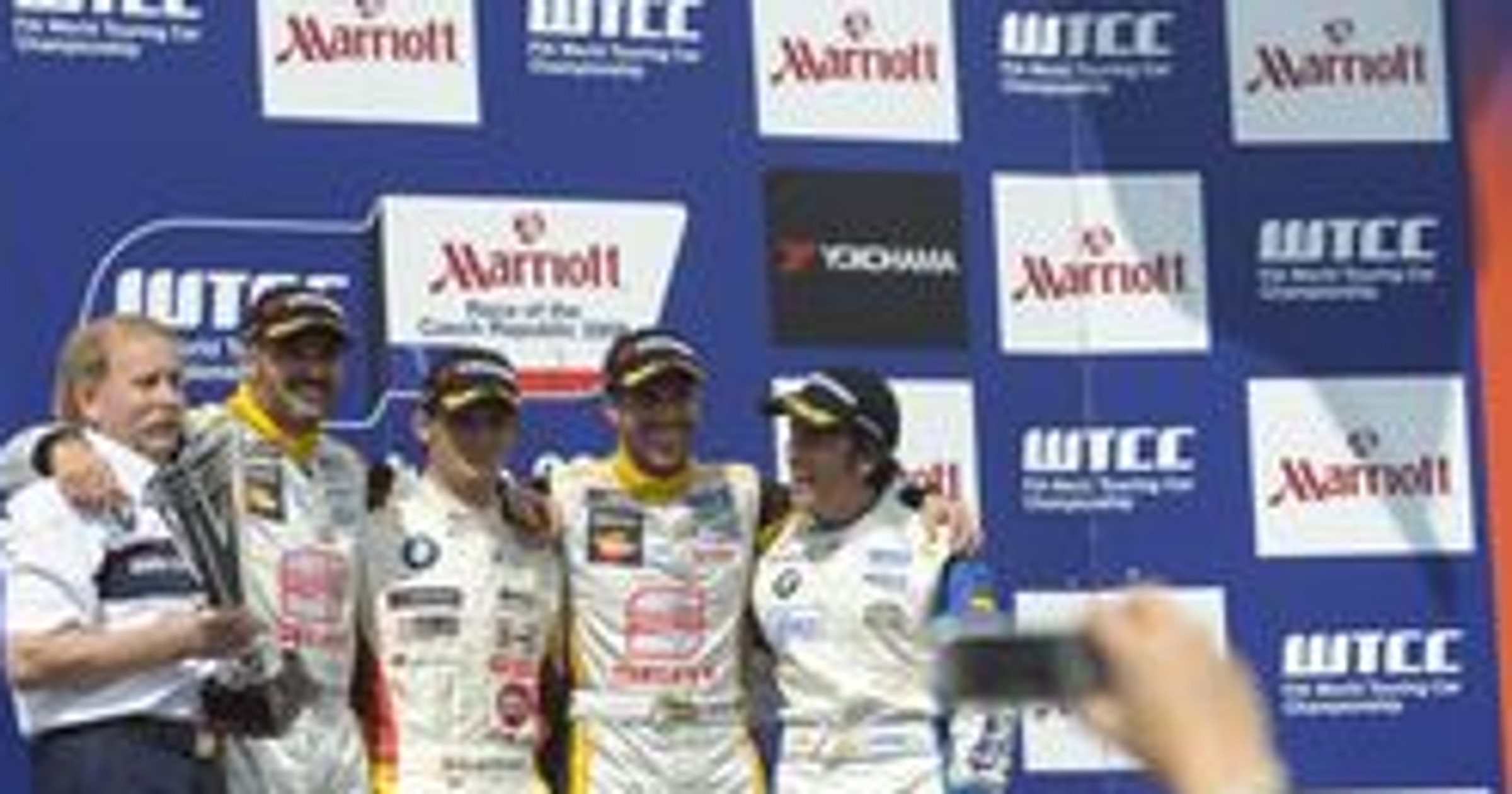 WTCC 2009: Müller, Tarquini i Monteiro na podium w Brnie