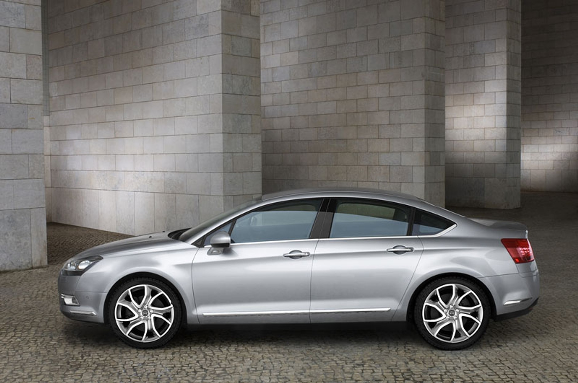 Citroën C5 1.6 HDi: limuzyna prawie jak ciężarówka