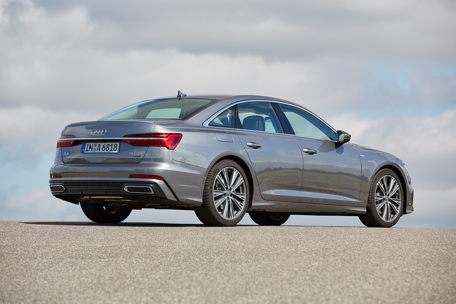 Audi A6 kontra Volvo S90 i BMW serii 5