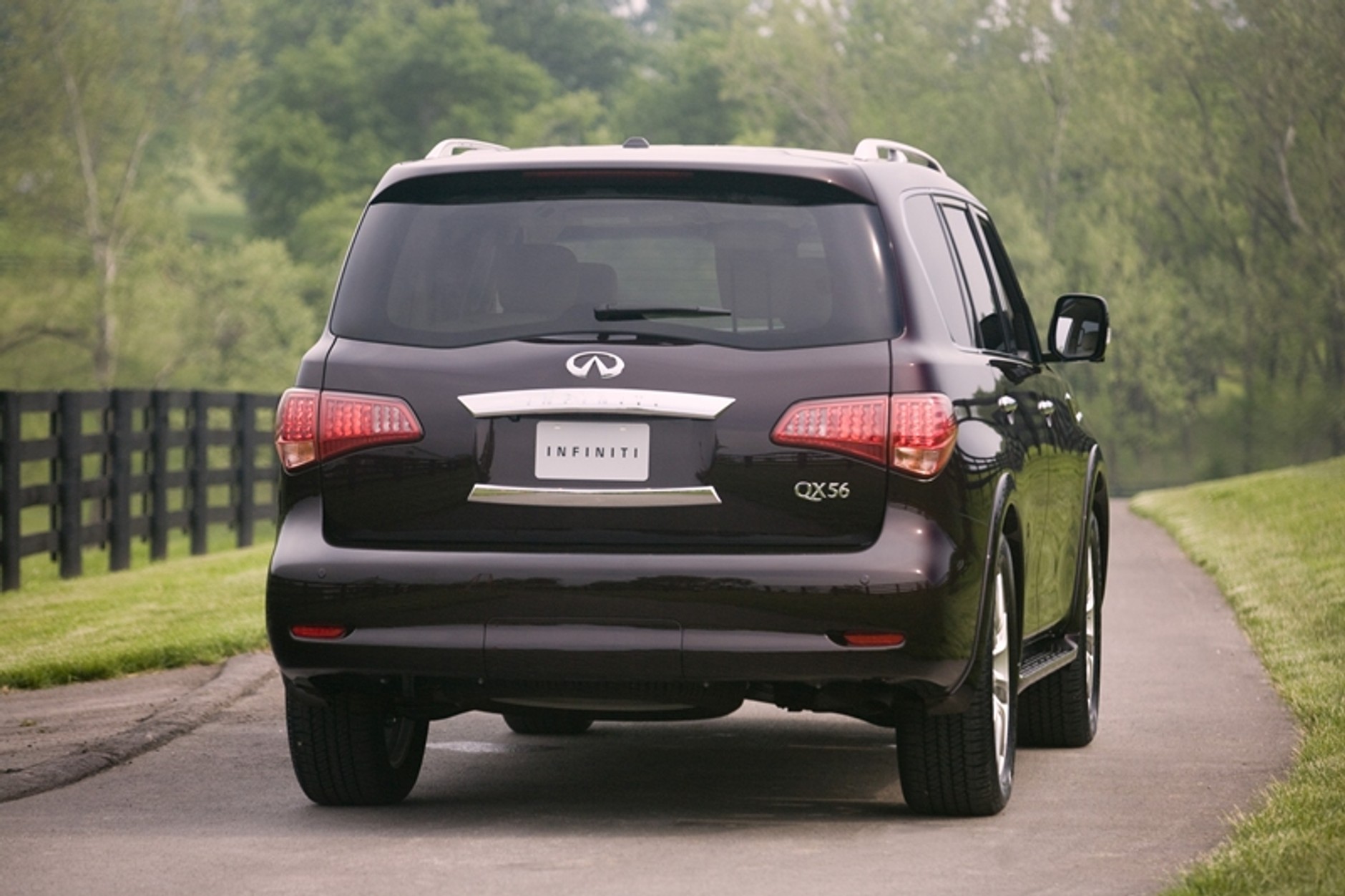 Infiniti QX56 – obrzydliwie piękny