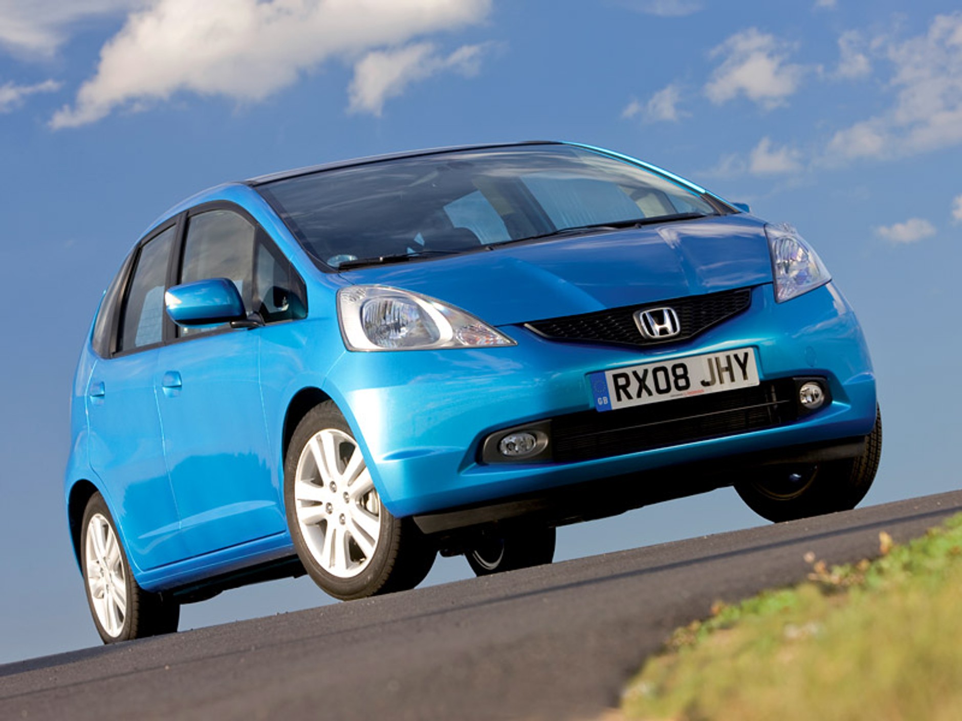 Honda Jazz: nowe zdjęcia i dane techniczne