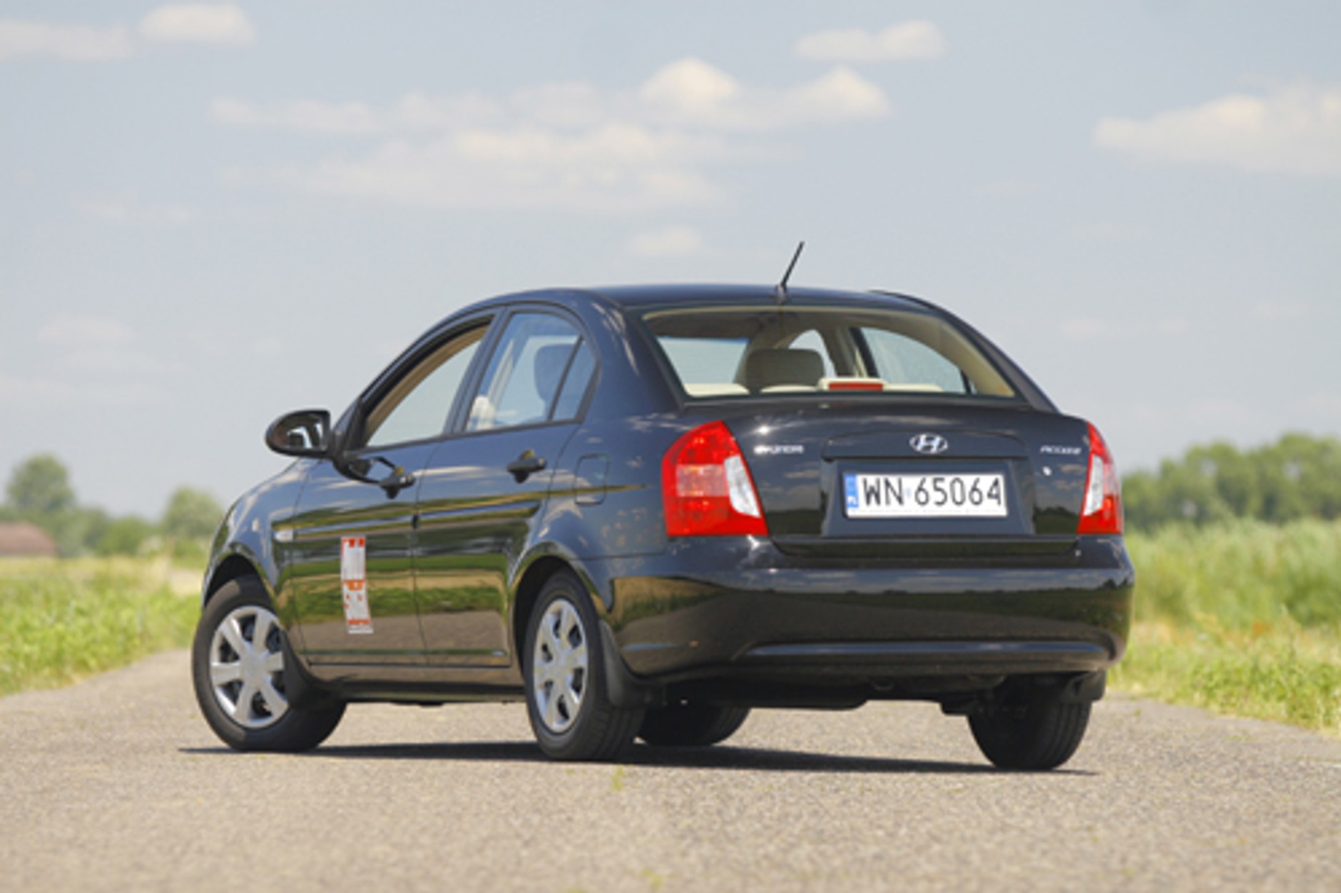 Honda City, Hyundai Accent - Nowy wśród małych sedanów