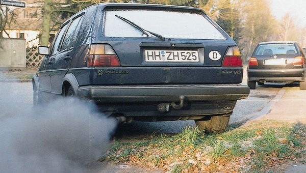 Jakie usterki wyczytamy ze spalin auta?