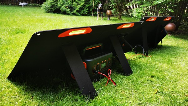 Jest rozsądnej wielkości i może zastąpić generator spalinowy. Jak to działa?