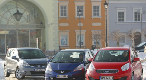 Maluchy, które nie boją  się wyzwań - Kia Venga kontra Honda Jazz i Nissan Note