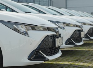 Nie tylko Toyoty i Skody. Sprawdziłem, jakie auta kupują polskie firmy
