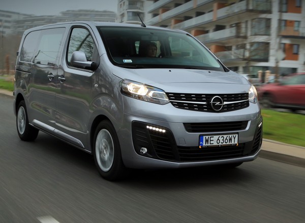Opel Vivaro Furgon – idealny pojazd dla budowlańców - TEST