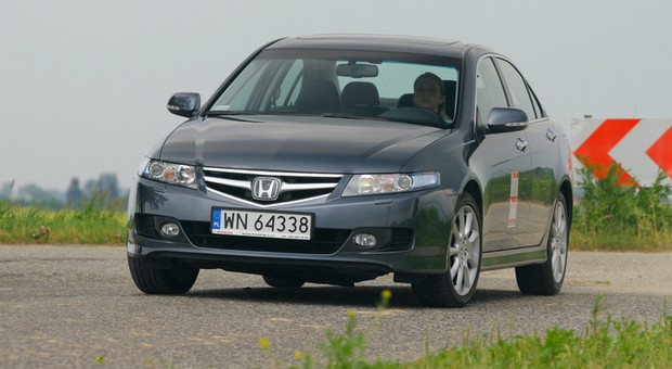 Używana Honda Accord – nadal warto ją kupić!