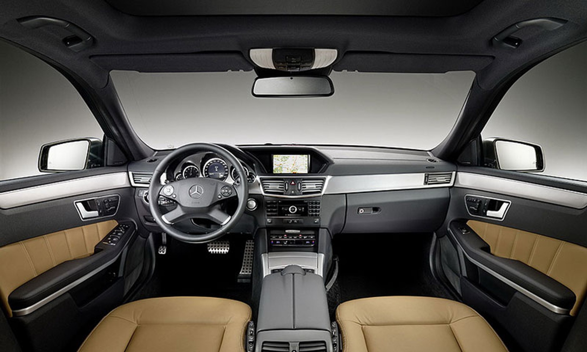 IAA Frankfurt 2009: Mercedes-Benz E-Klasa kombi - nie udało się dotrzymać tajemnicy