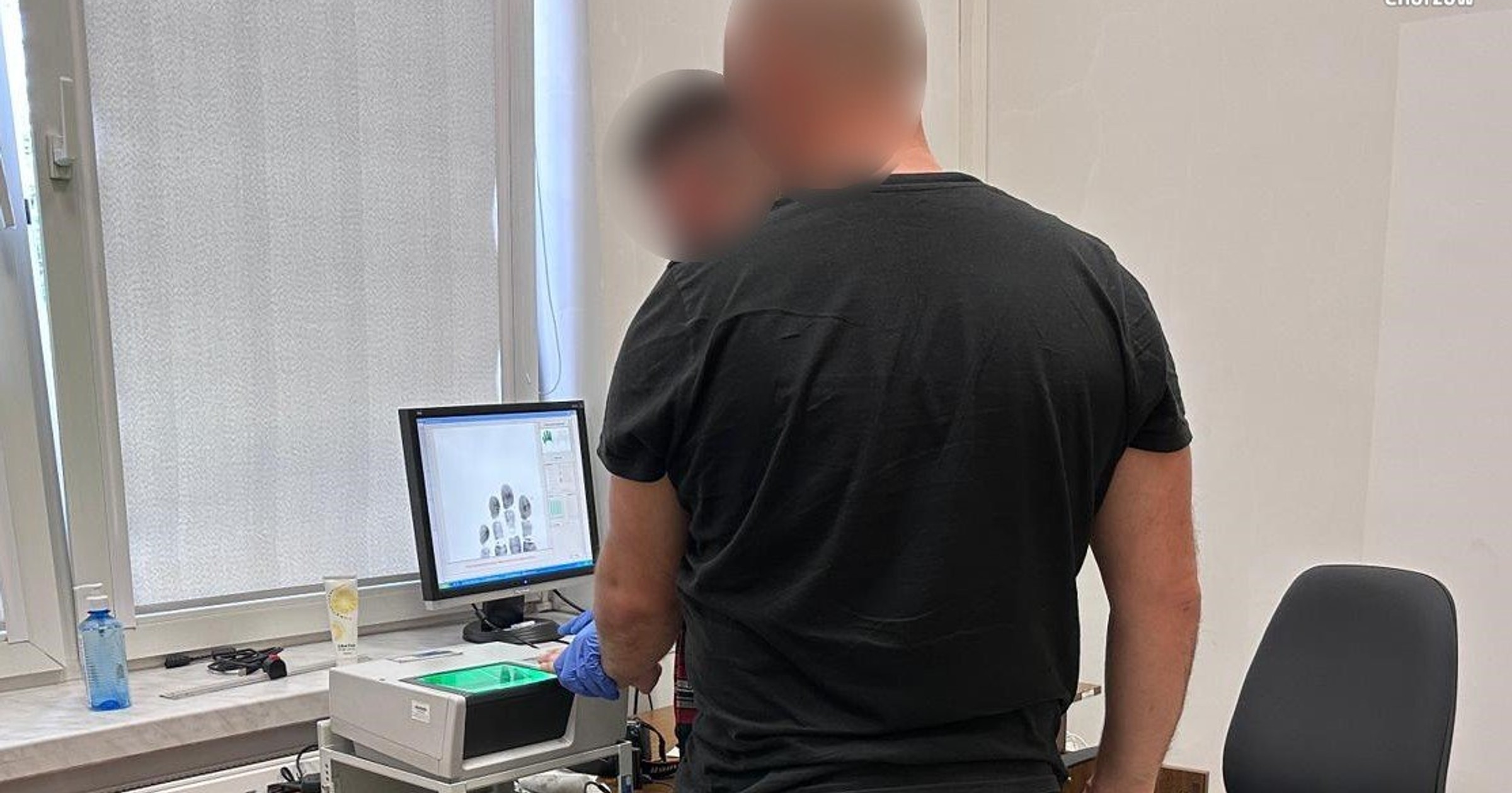 Policjanci z Chorzowa zatrzymali mężczyznę, który szantażował kierowców