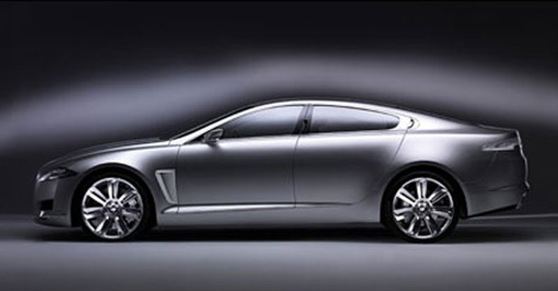 Jaguar C-XF pojawi się w Detroit