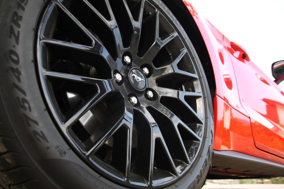 Ford Mustang 2015