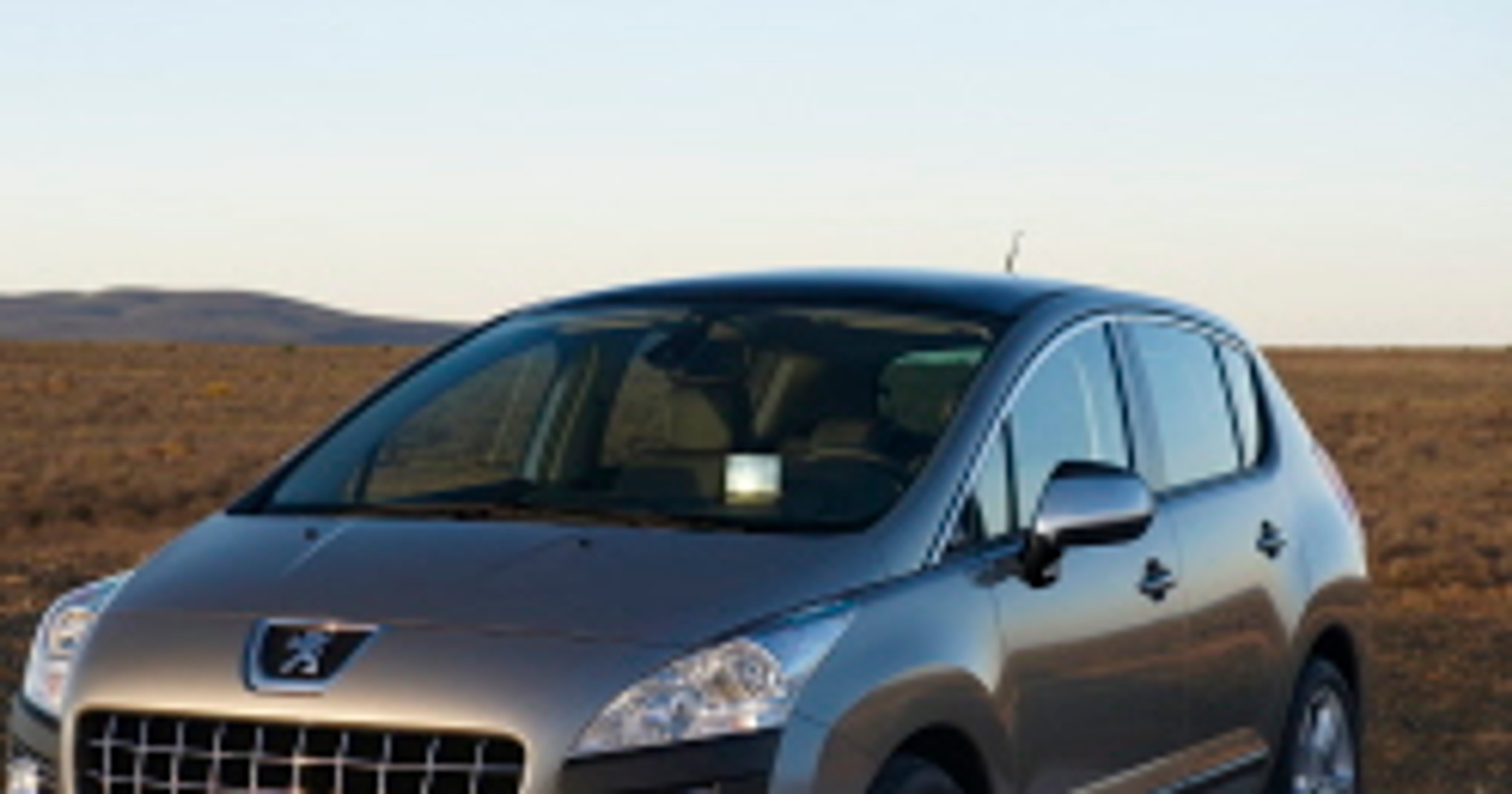 Peugeot 3008: trzy w jednym dla najbardziej wybrednych (ceny w Polsce)