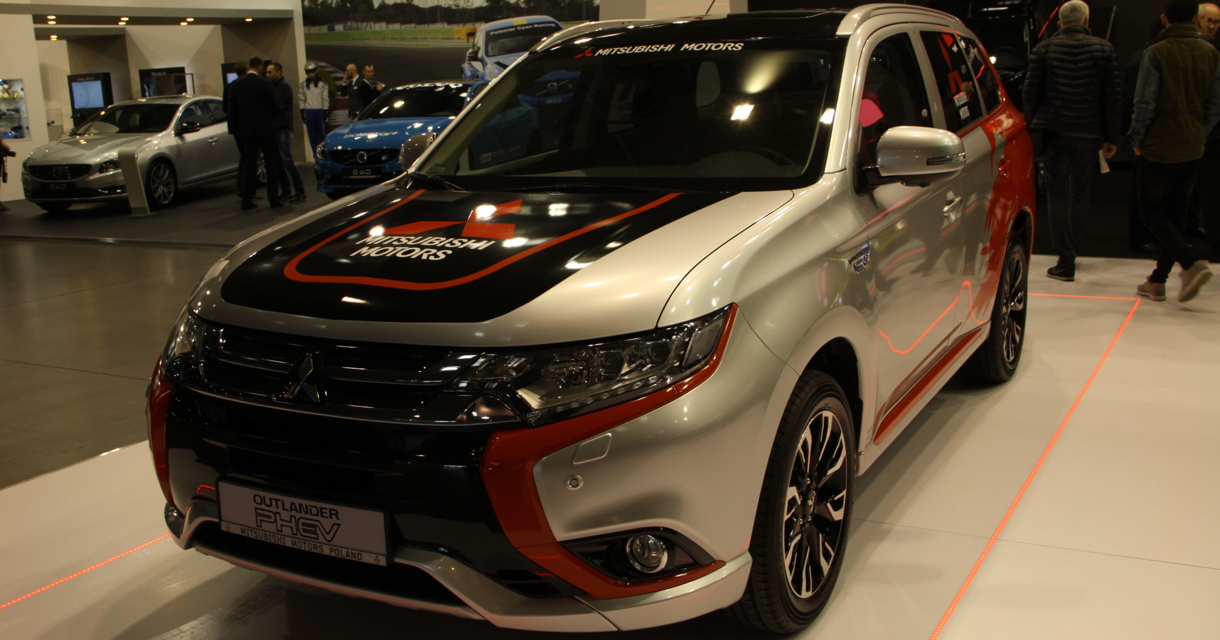 Mitsubishi Outlander PHEV - hybrydowy SUV (Poznań 2016)