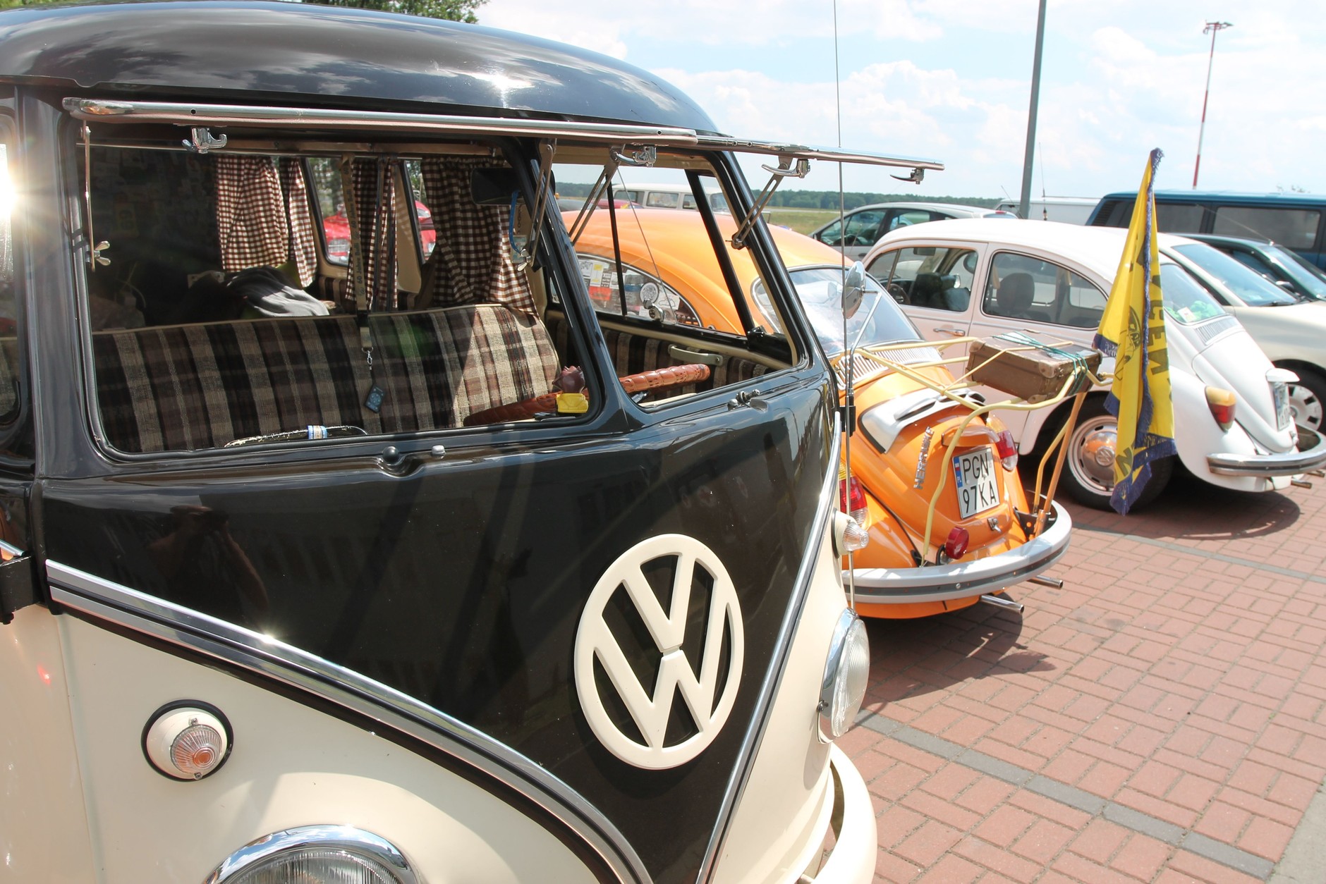 XV Zlot Miłośników VW Garbusa & Co w Przybrodzinie