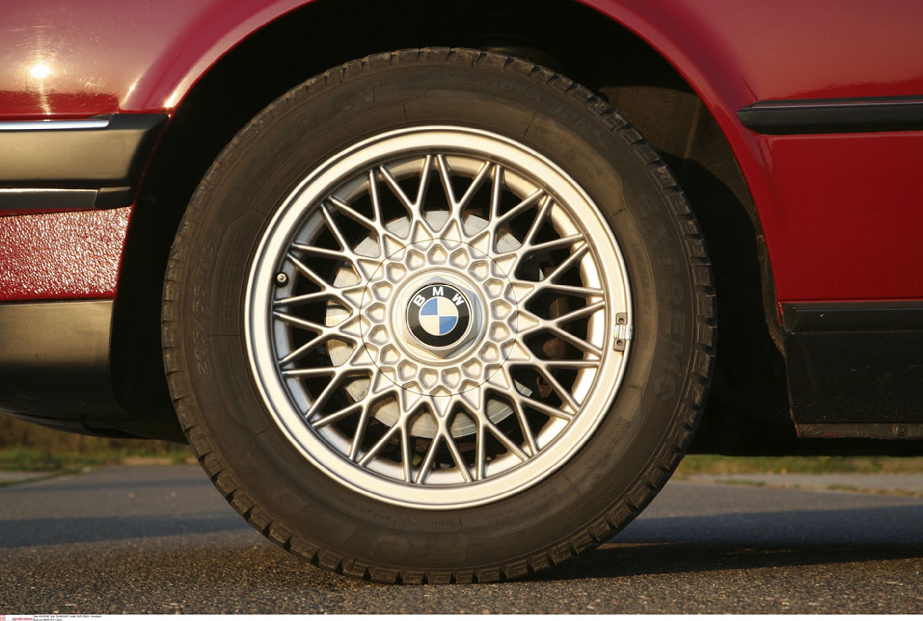 BMW E30 Cabrio - Czas na rekreację w klasycznym stylu