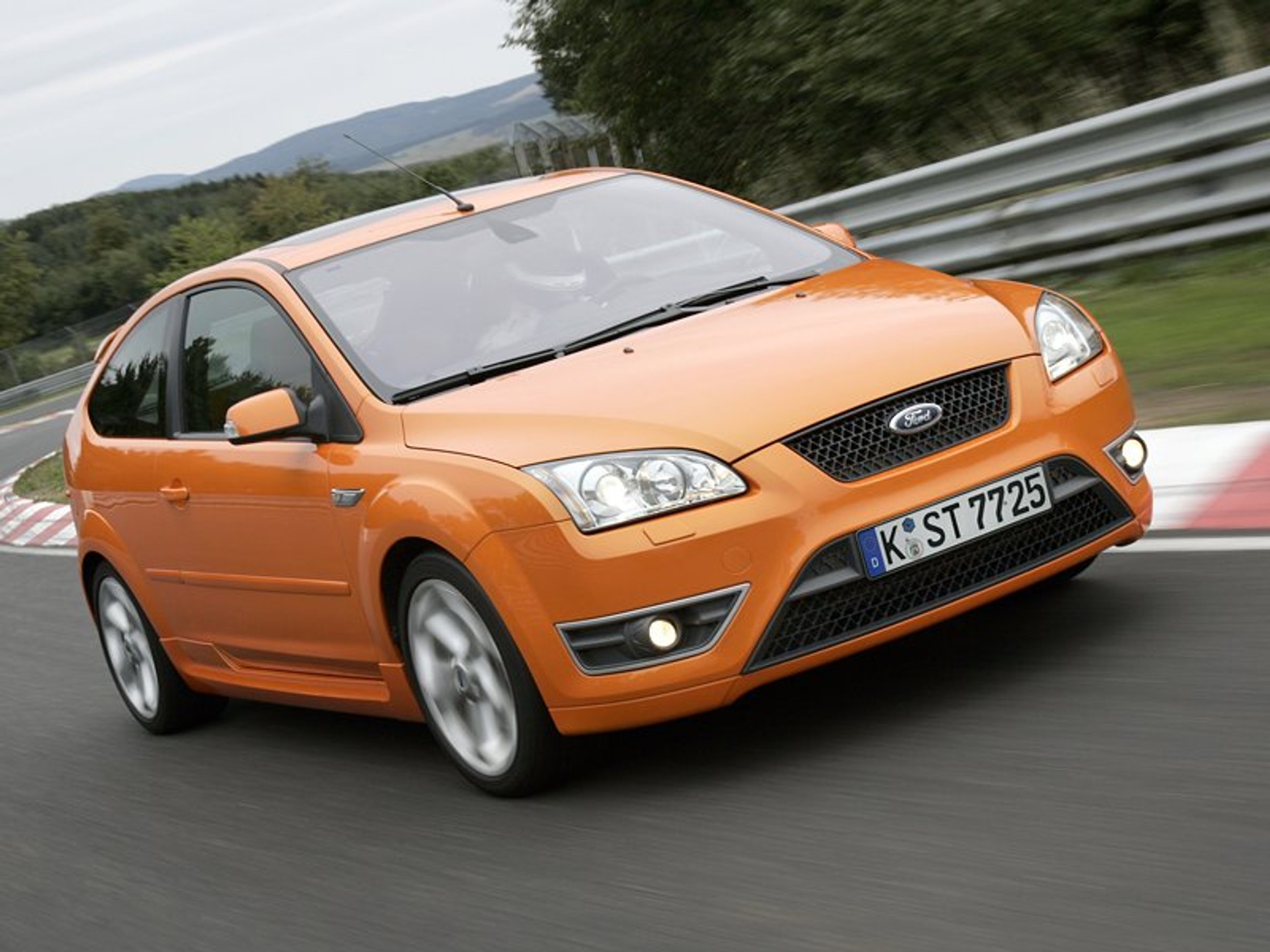 Ford Focus ST: rynkowy sukces i rekord na Nürburgring