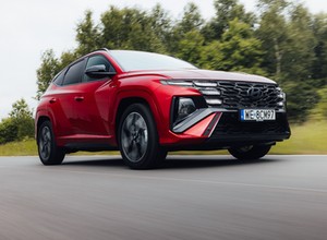 Jeździłem Hyundaiem Tucsonem po liftingu. Sąsiad nie zauważy różnicy, ale ty tak