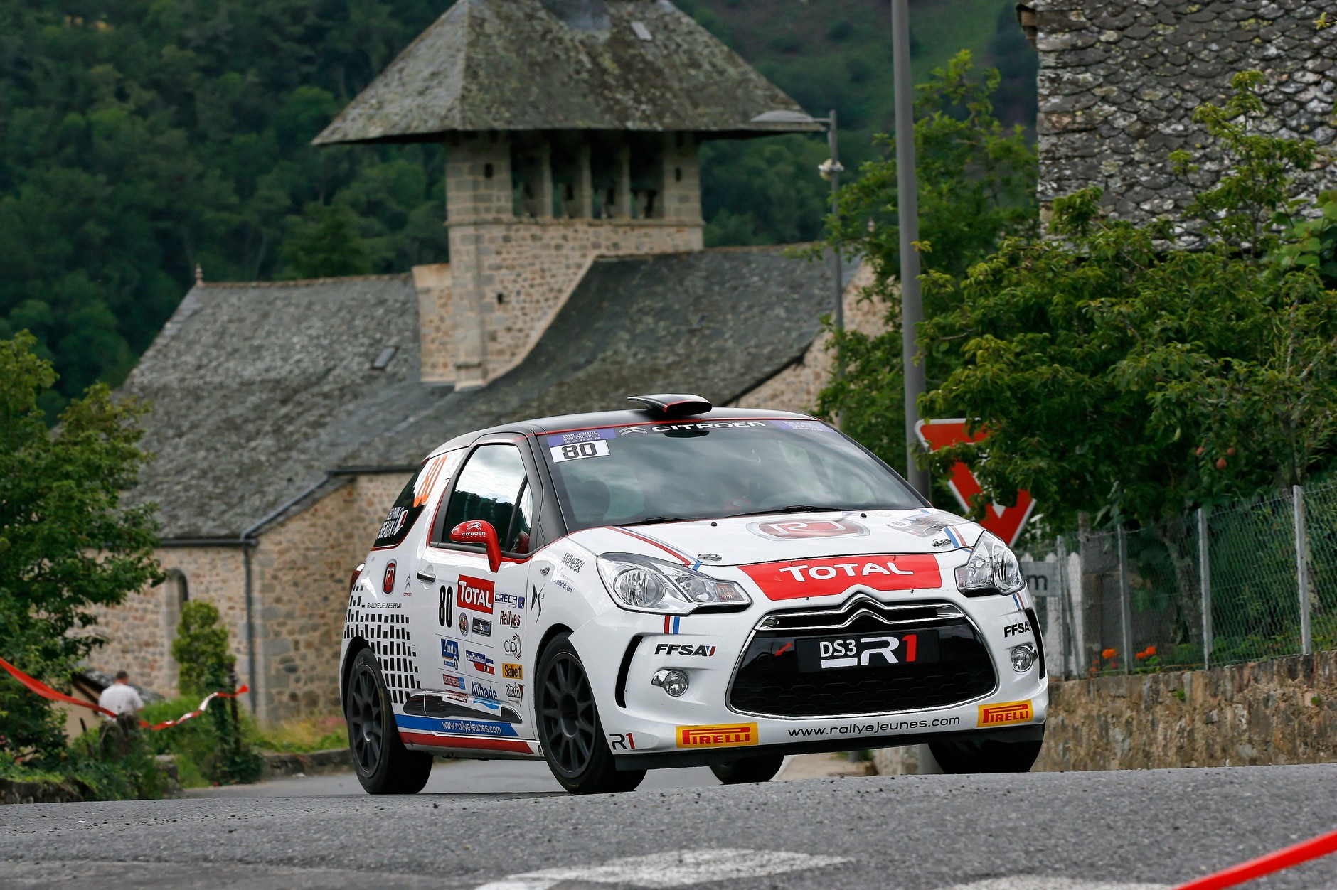 Odkrywamy tajemnice Citroëna DS3 R1