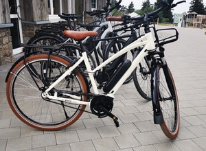 Dwa piwka i na rower. Co za to grozi i czy traci się prawo jazdy na samochód?