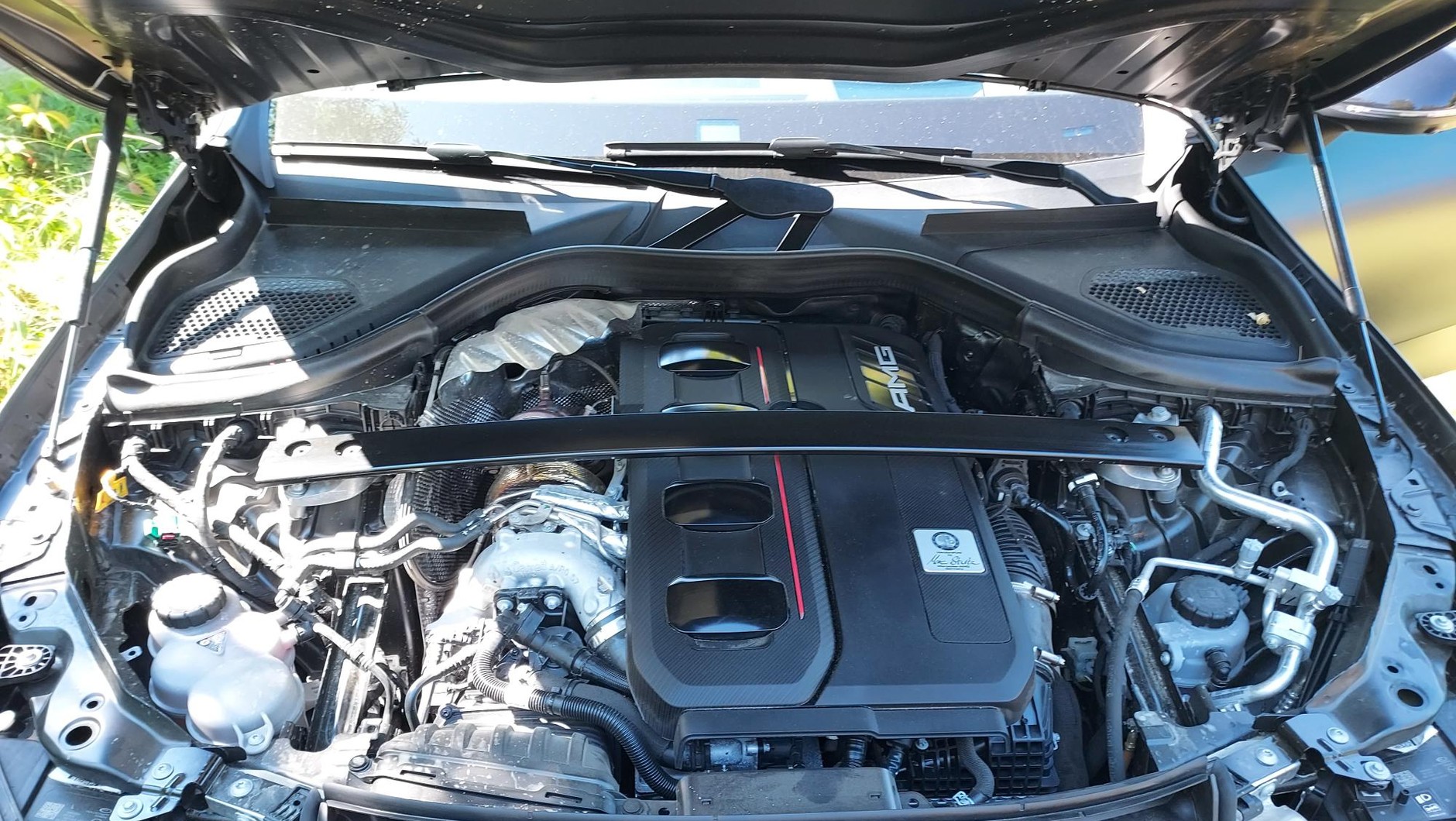 Mercedes AMG GLC 63 E-Performance. Silnik 2-litrowy turbo rozija moc 475 KM