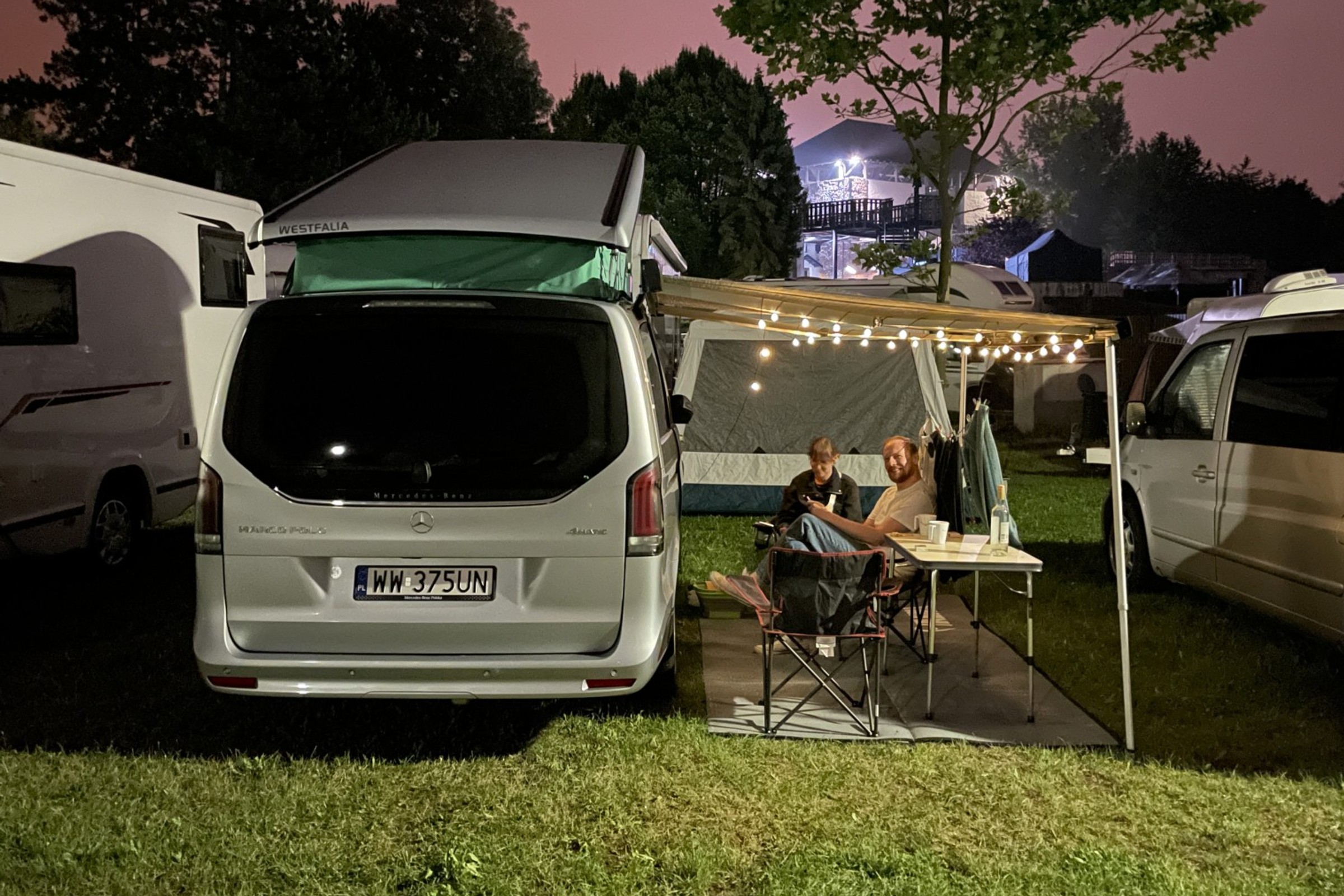 Zabrałem glampera na festiwal plenerowy. Czy w kamperze bez łazienki da się żyć?