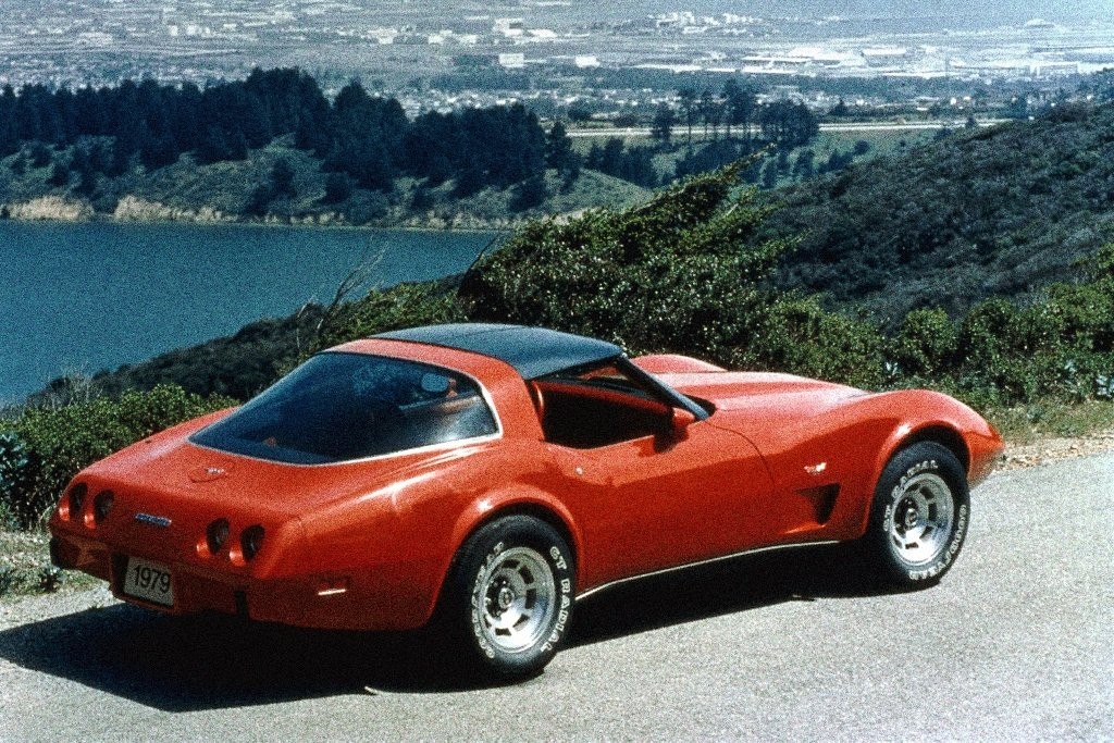 Chevrolet Corvette - Rakieta amerykańskich szos