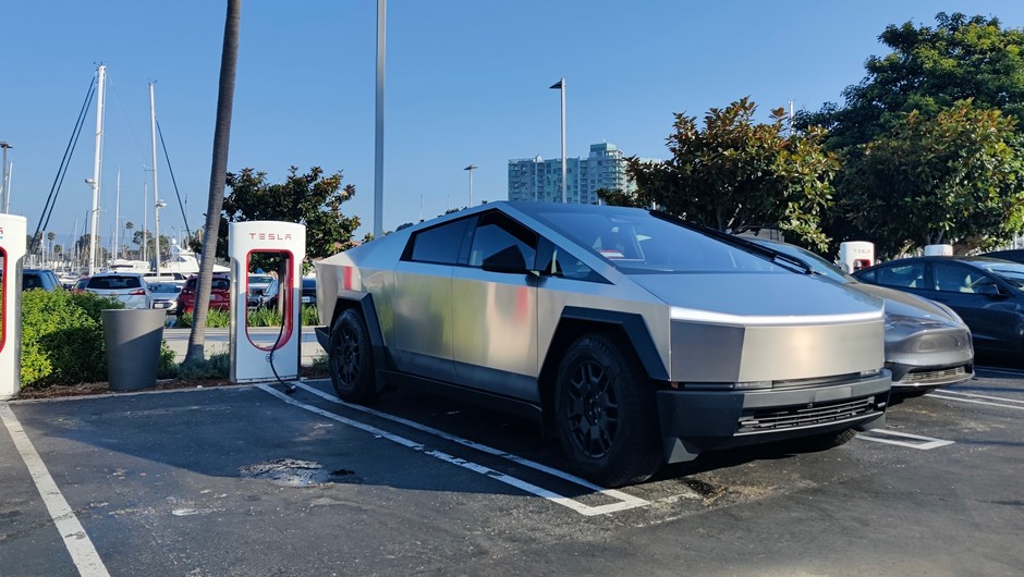 Tesla Cybertruck