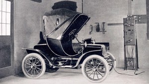 Elektryki kontra auta spalinowe - już 100 lat temu, elektryki przegrały z autami na benzynę