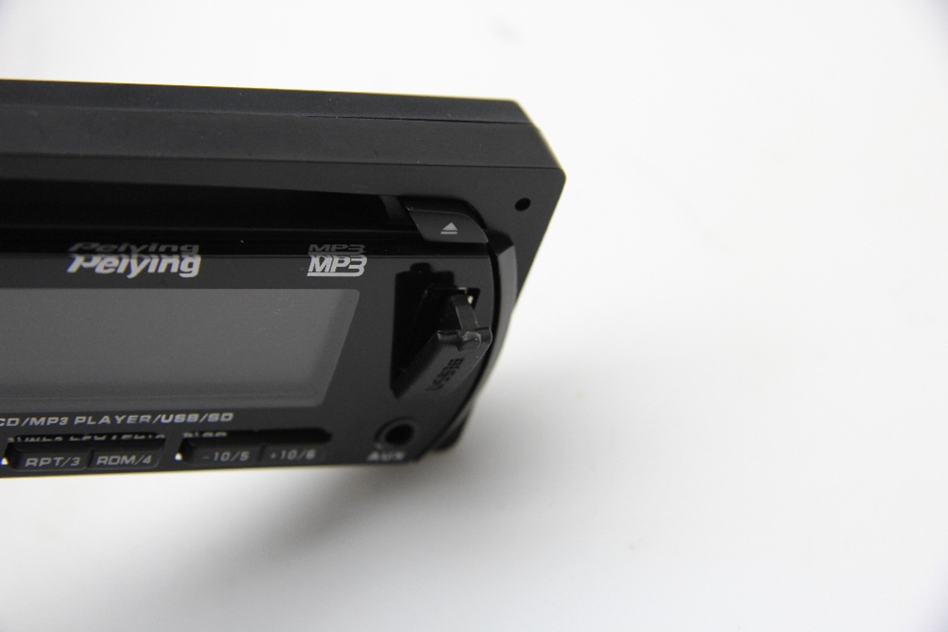 Peiying PY6333: test radia za 220 zł