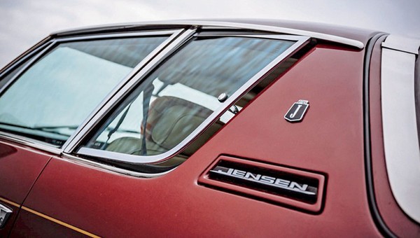 Jensen Interceptor III - nieporównywalnie mocny