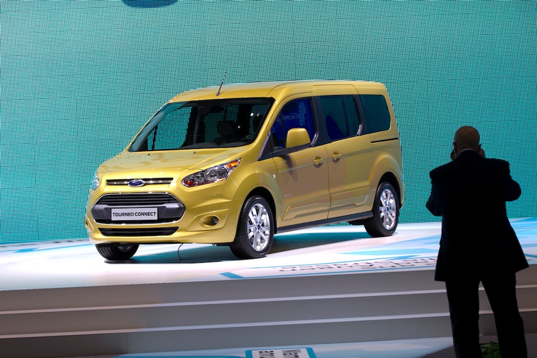 Nowa gama Forda Tourneo