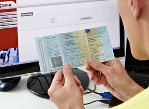 Błąd w bazie będzie oznaczać niesłuszny mandat