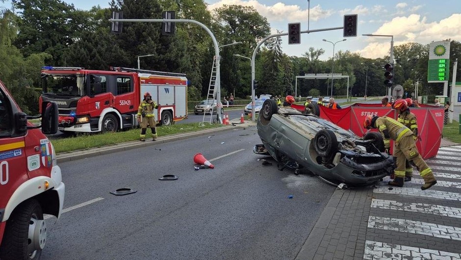 Obraz pochodzący z serwisu https://raciborz.policja.gov.pl/k20/informacje/wiadomosci/387557,Grozne-zdarzenie-w-Raciborzu-Apelujemy-o-ostroznosc.html