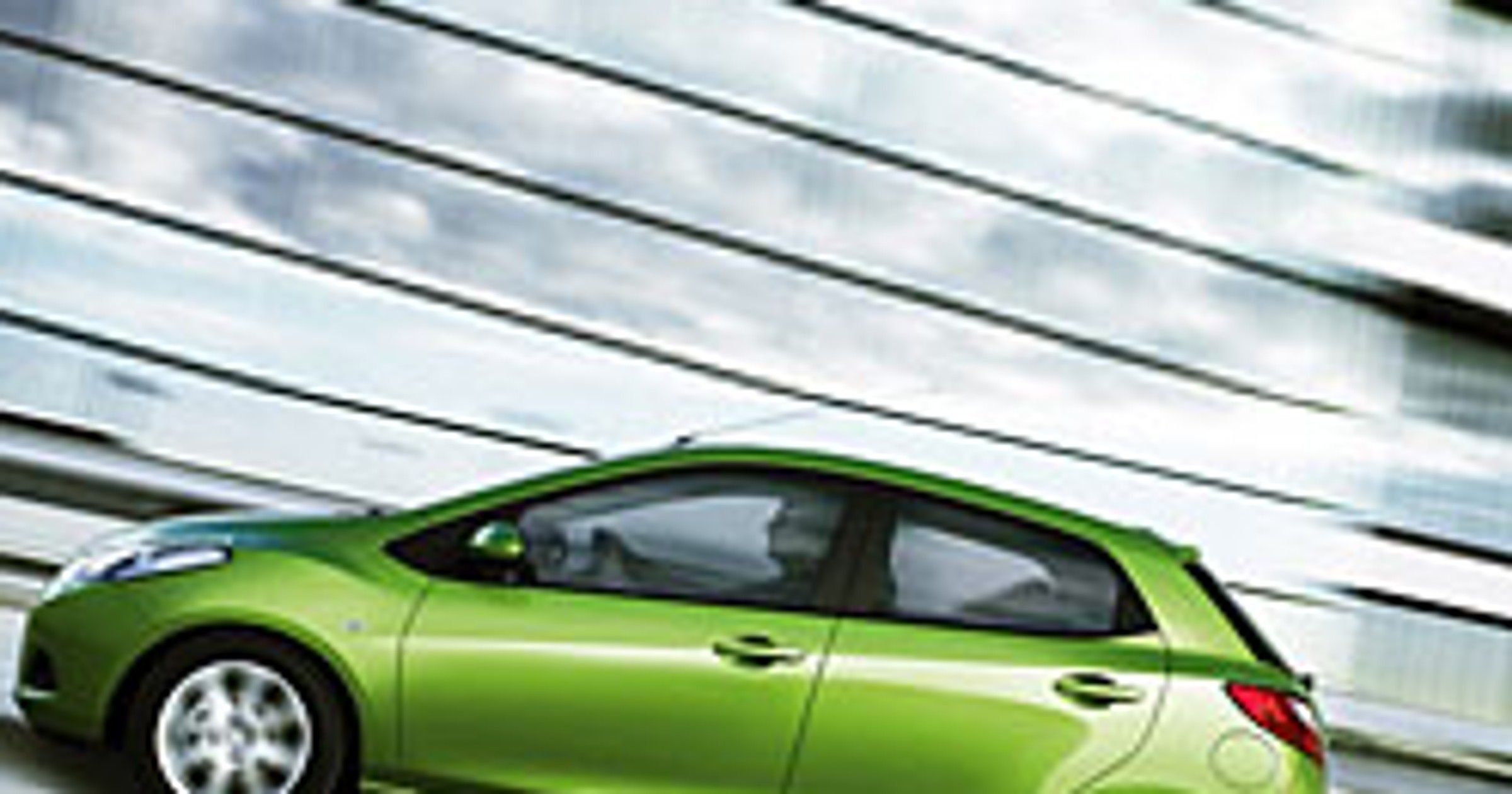 Nowy Jork 2008: Mazda 2 zyskała tytuł World Car of the Year 2008
