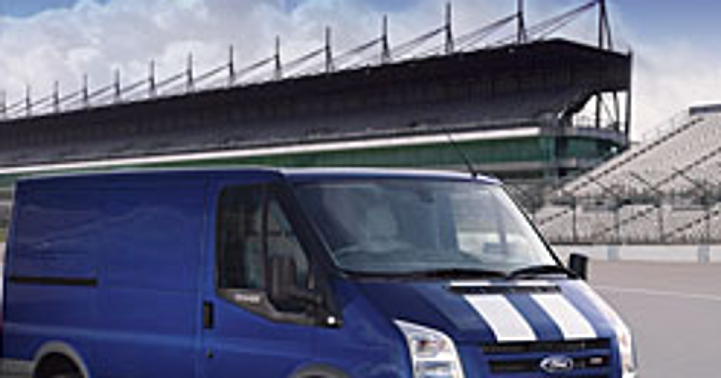 Ford Transit SportVan: dostawczak z ekstra wyglądem