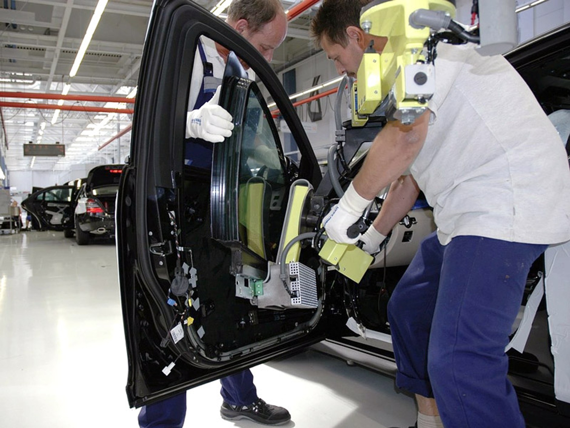 Paryż 2008: Mercedes S 600 Pullman Guard – nowa limuzyna dla głów państw