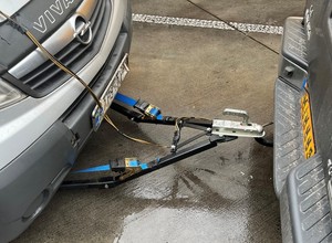 Takiego zestawu na autostradzie niemieccy policjanci się nie spodziewali
