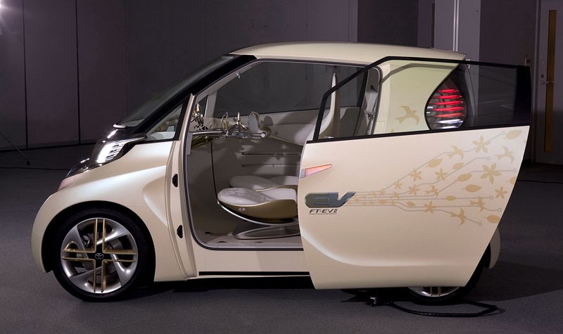 Tokio 2009: Toyota FT-EV II: koncept auta elektrycznego do miasta